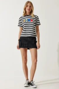 Happiness İstanbul Women's Black and White Printed Striped Knitted T-Shirt - Image 5