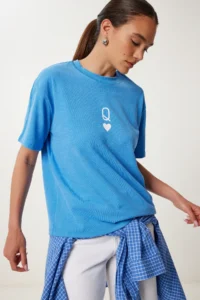 Happiness İstanbul Women's Sky Blue Printed Oversize Knitted T-Shirt - Image 2