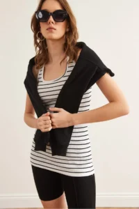 Olalook Women's Striped White Long Camisole Athlete - Image 4
