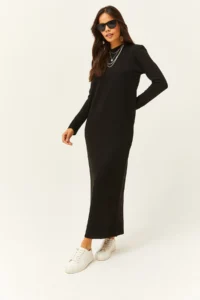 Olalook Women's Black Crew Neck Long Knitwear Dress - Image 3