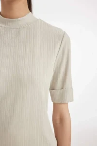 DeFacto Half Turtleneck Smart Ribbed Camisole Basic Plain Short Sleeve T-Shirt - Image 5