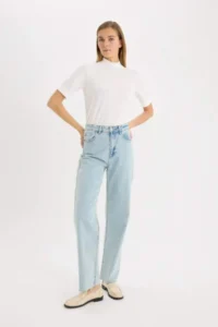 DeFacto Regular Fit Half Turtleneck Ribbed Camisole Basic Plain Short Sleeve T-Shirt B1177ax25sp - Image 2
