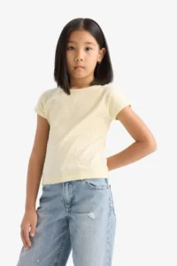 DeFacto Girl's Slim Fit Narrow Cut Crew Neck Basic Plain Ribbed Camisole Short Sleeve T-Shirt - Image 6