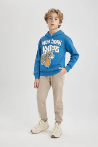 DeFacto Boy's Nba New York Knicks Hooded Thick Sweatshirt B4793a823wn - Image 2