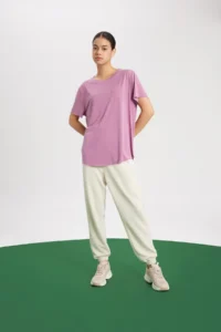 DeFacto Fit Oversize Modal Crew Neck Athlete Short Sleeve T-Shirt B5536ax24sp - Image 2