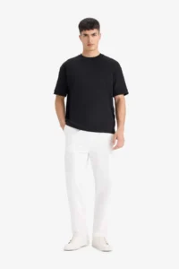 DeFacto Oversize Wide Fit Crew Neck Heavy Fabric Basic Plain Short Sleeve Black T-Shirt - Image 2