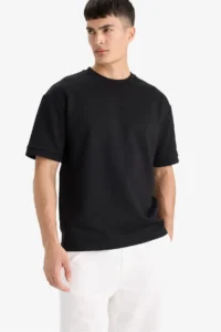 DeFacto Oversize Wide Fit Crew Neck Heavy Fabric Basic Plain Short Sleeve Black T-Shirt - Image 4