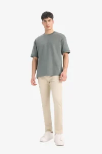 DeFacto Oversize Wide Fit Crew Neck Heavy Fabric Basic Plain Short Sleeve T-Shirt - Image 2