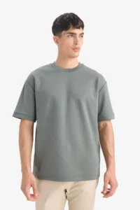 DeFacto Oversize Wide Fit Crew Neck Heavy Fabric Basic Plain Short Sleeve T-Shirt - Image 3
