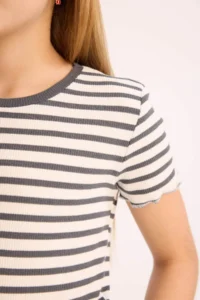 DeFacto Girl's Slim Fit Narrow Cut Crew Neck Striped Ribbed Camisole Short Sleeve T-Shirt - Image 4