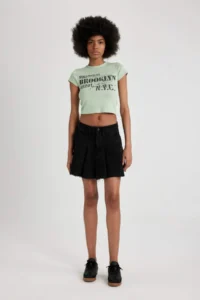 DeFacto Fitted Crew Neck Printed Ribbed Camisole Short Sleeve T-Shirt - Image 2