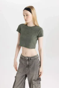 DeFacto Cool Fitted Washed Faded Effect Basic Plain Short Sleeve T-Shirt - Image 4