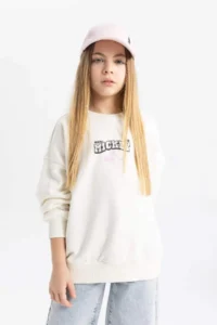 DeFacto Girl's Disney Mickey & Minnie Oversize Wide Fit Crew Neck Sweatshirt - Image 5