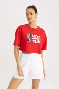 DeFactoFit NBA Wordmark Oversize Wide Fit Crew Neck Short Sleeve Crop T-Shirt - Image 3