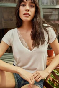 Olalook Women's White Collar Lace Casual Viscose T-Shirt - Image 4