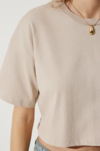 Happiness İstanbul Women's Beige 100% Cotton Oversize Crop Knitted T-Shirt - Image 4