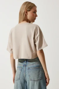 Happiness İstanbul Women's Beige 100% Cotton Oversize Crop Knitted T-Shirt - Image 5