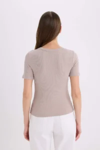 DeFacto Slim Fit Narrow Cut Crew Neck Ribbed Camisole Basic Plain Short Sleeve T-Shirt - Image 6