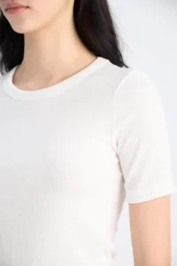 DeFacto Slim Fit Crew Neck Basic Plain Ribbed Camisole Short Sleeve T-Shirt - Image 8