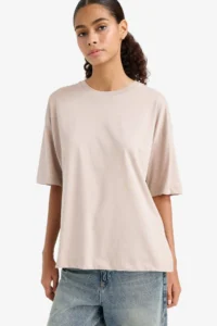DeFacto Oversize Wide Fit Crew Neck Combed Cotton Basic Plain Short Sleeve T-Shirt - Image 3