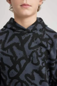 DeFacto Boy's Oversize Wide Fit Patterned Hooded Sweatshirt - Image 5