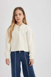 DeFacto Girl's NBA Wordmark Crop Hooded Sweatshirt - Image 4