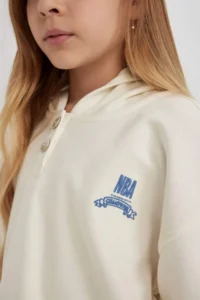 DeFacto Girl's NBA Wordmark Crop Hooded Sweatshirt - Image 5