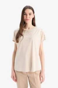 DeFacto Cream Women T-Shirt C2111AX/BG722 - Image 3