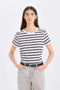 DeFacto Regular Fit Crew Neck Striped Short Sleeve T-Shirt - Image 4