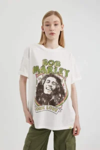DeFacto Unisex Bob Marley One Love Oversize Wide Fit Crew Neck Short Sleeve T-Shirt - Image 7