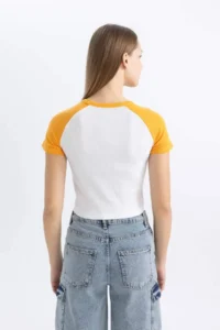 DeFacto Cool Fitted Crew Neck Printed Ribbed Camisole Short Sleeve T-Shirt - Image 5