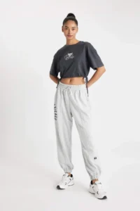 DeFacto NBA Chicago Bulls Crew Neck Short Sleeve T-Shirt - Image 5