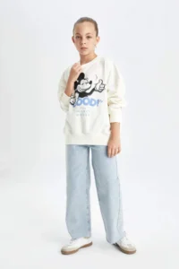 DeFacto Girl's Disney Mickey & Minnie Oversize Wide Fit Crew Neck Sweatshirt - Image 2