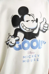DeFacto Girl's Disney Mickey & Minnie Oversize Wide Fit Crew Neck Sweatshirt - Image 5