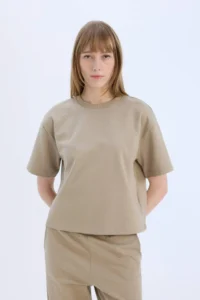 DeFacto Relax Fit Crew Neck Basic Plain Short Sleeve T-Shirt - Image 4