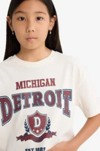 DeFacto Oversize Wide Fit Crew Neck Printed Short Sleeve T-Shirt Girls - Image 4