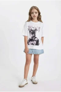 DeFacto Girl Billie Eilish Relax Fit Crew Neck Short Sleeve T-Shirt - Image 2