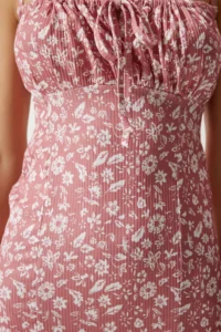 Happiness İstanbul Women's Vibrant Dusty Rose Floral Slit Summer Knitted Dress - Image 4
