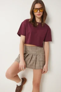 Happiness İstanbul Women Burgundy Cotton Crop Knitting T-Shirt