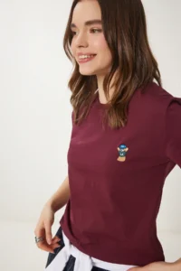 Happiness İstanbul Women's Burgundy Teddy Bear Embroidered Cotton Knitted T-Shirt