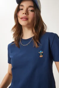 Happiness İstanbul Women's Navy Blue Teddy Bear Embroidered Cotton Knitted T-Shirt - Image 2