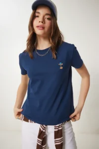 Happiness İstanbul Women's Navy Blue Teddy Bear Embroidered Cotton Knitted T-Shirt - Image 3