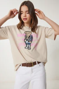 Happiness İstanbul Women's Cream Teddy Bear Crest Cotton Oversize Knitted T-Shirt - Image 3