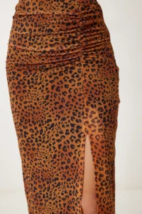 Happiness İstanbul Women's Camel Leopard Patterned Slit Flexible Chiffon Skirt - Image 4