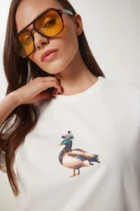 Happiness İstanbul Women's Ecru Stone Detailed Coat of Arms Cotton Knitted T-Shirt - Image 5