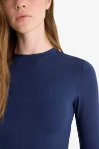DeFacto Fitted Crew Neck Long Sleeve T-Shirt - Image 5