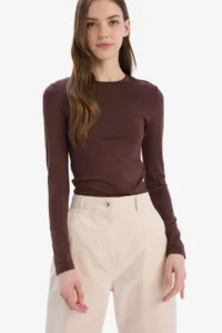 DeFacto Fitted Crew Neck Basic Plain Long Sleeve T-Shirt - Image 3