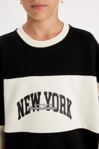 DeFacto Girl's Black Oversize Wide Fit Crew Neck Printed Sweatshirt - Image 5