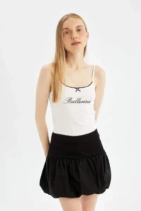 DeFacto Balloon Fit High Waist Cotton Lined Mini Skirt - Image 4