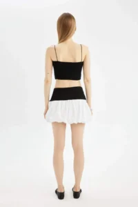 DeFacto Balloon Fit High Waist Cotton Lined Mini Skirt - Image 5